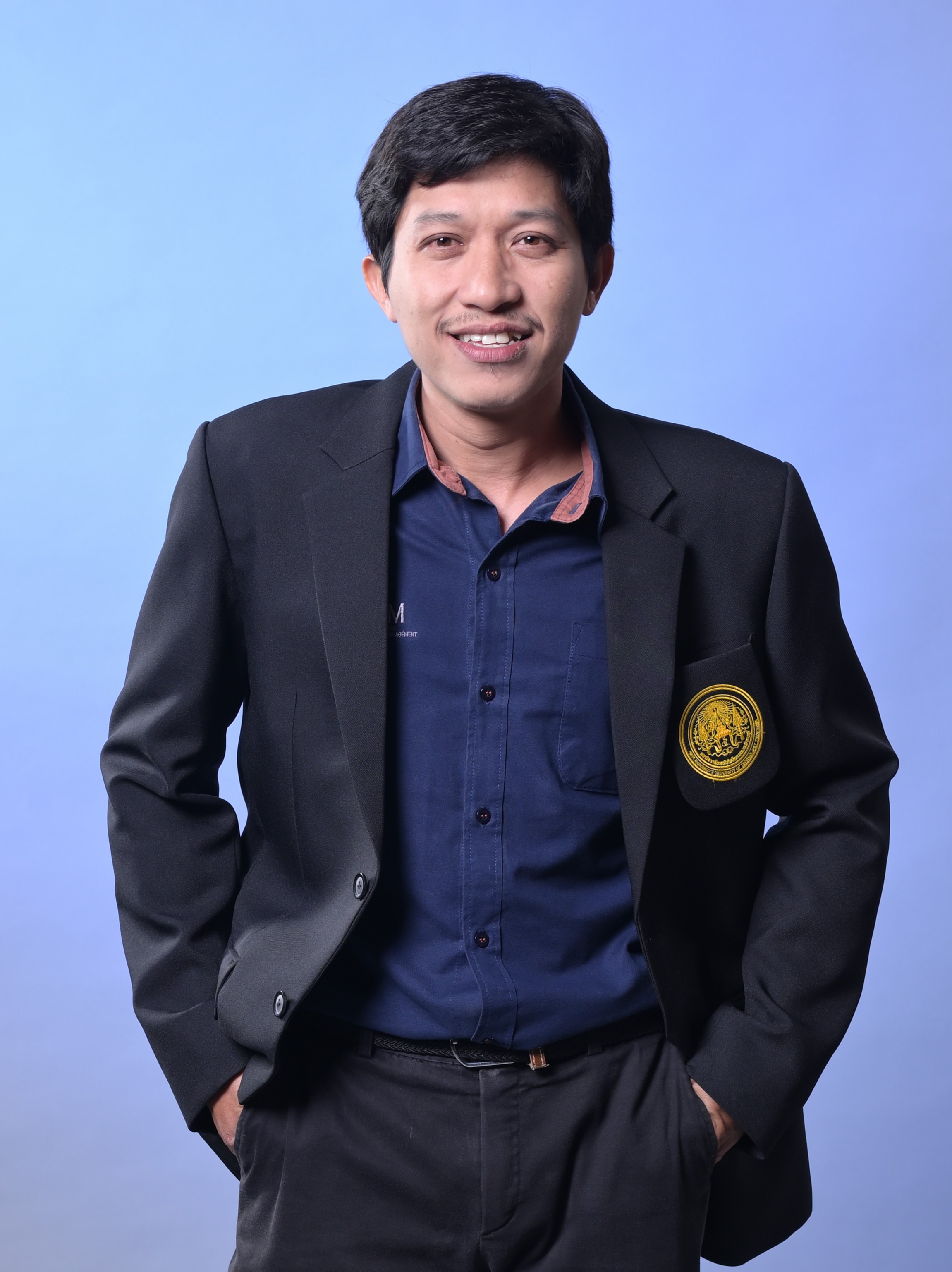นายธีรพงษ์ เหมไธสง