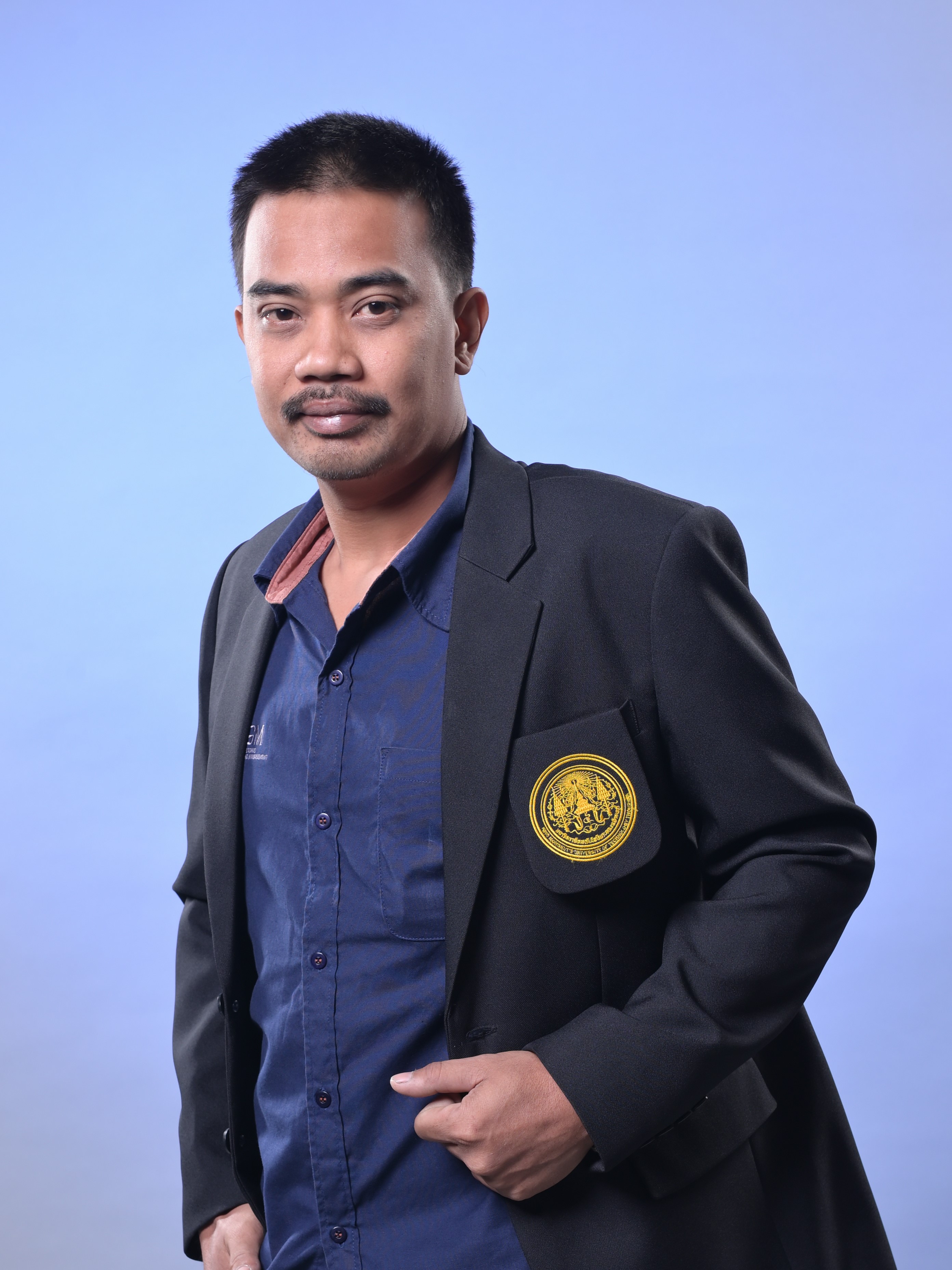 นายชูศักดิ์  วงศ์รักกิจ