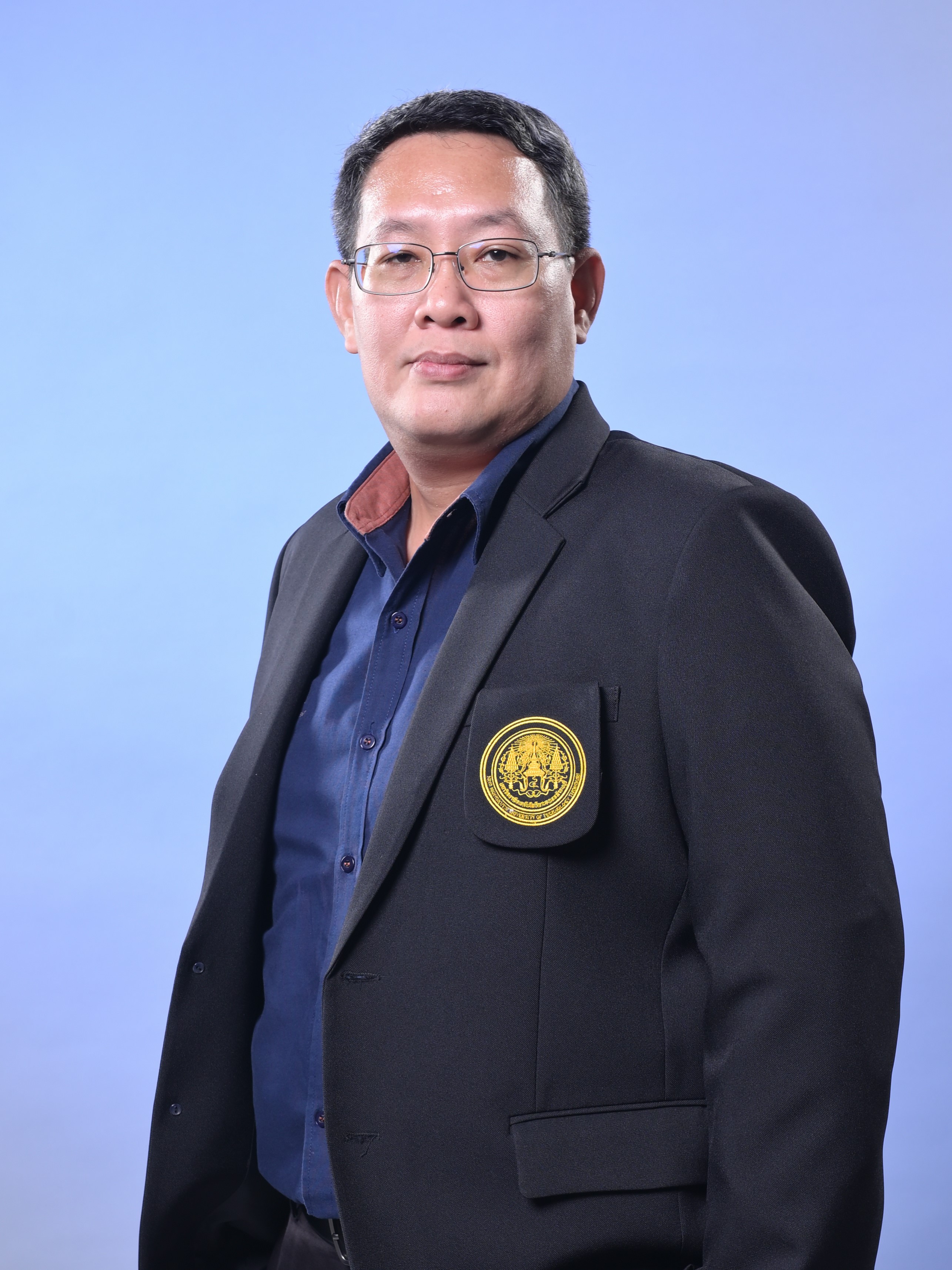 นายพากร  เสนีวงศ์ ณ อยุธยา