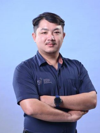 นายอภิวัฒน์   พลศักดิ์